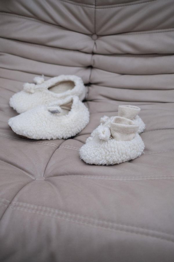 “Mama & Me” Woolen Teddy Slipper Gift Set-0